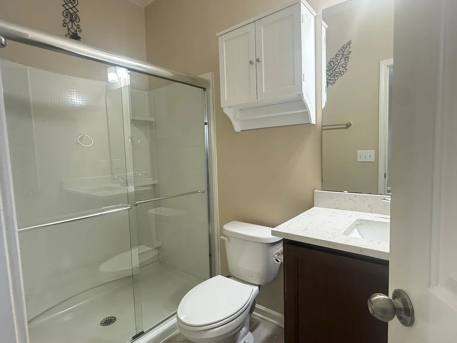 4 bed, 2122 sqft, $2,295 — Photo 4