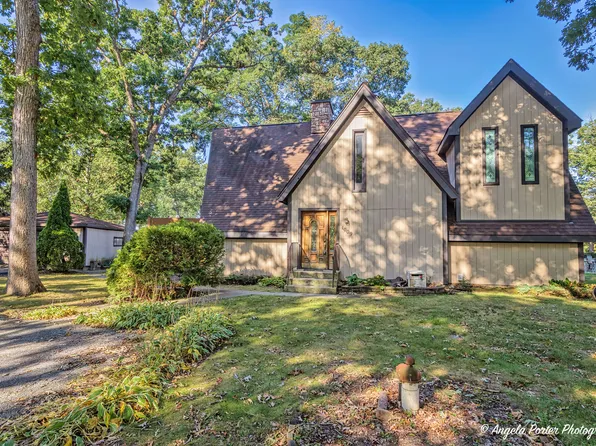 1009 Totem Trl, McHenry, IL 60051