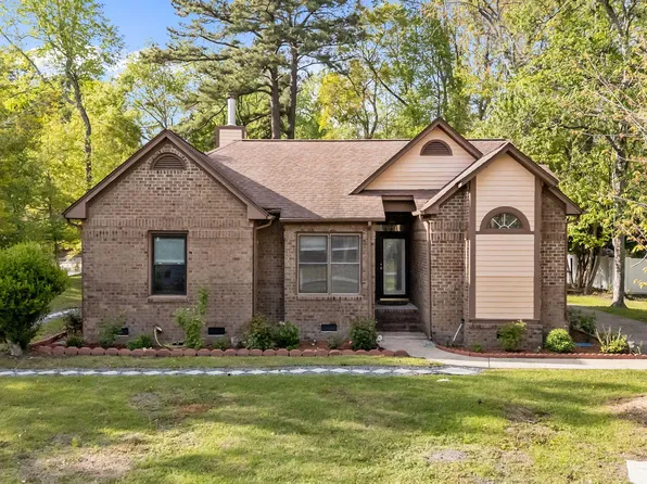 801 Deerfoot Circle, New Bern, NC 28562