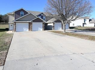 13770 Post Oak Ln, Platte City, MO 64079