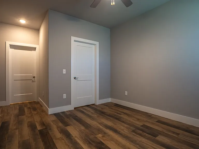 1735 Booker Cir — Photo 22