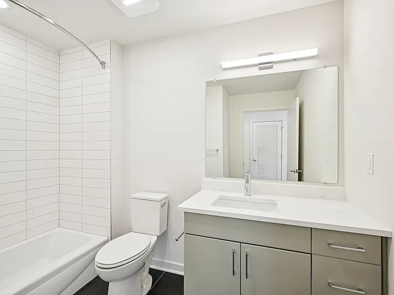 The Jordan Residences — Photo 61