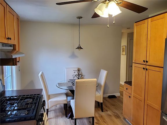 5th image of 3834 Fruit St