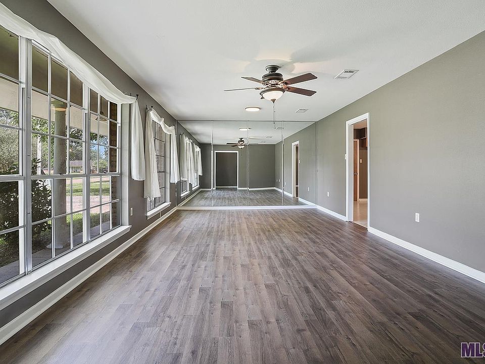1st image of 9985 Cuyhanga Pkwy