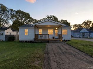 12210 Benson Rd, Mount Morris, MI 48458