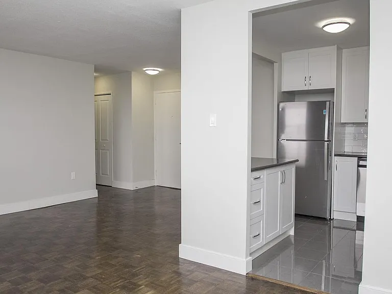 2185 Sheridan Park Dr — Photo 50
