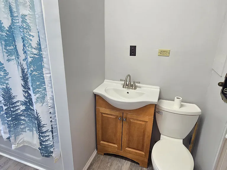 14 Boardman St #3 — Photo 10