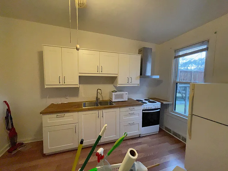516 Lloyd St #1 — Photo 7