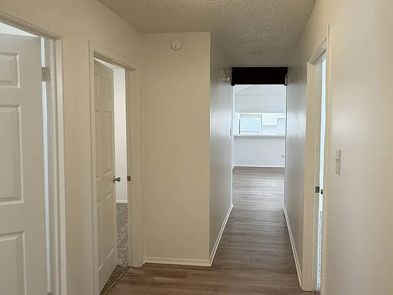 1408 Garnet Rd — Photo 8