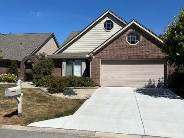 3030 Daum Ct, Carmel, IN 46033