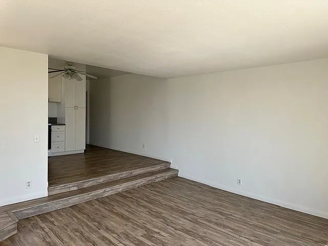 211 S Calle Seville #C — Photo 5