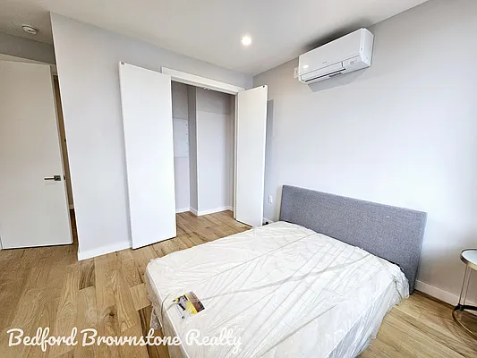 Rented by Bedford Brownstone Realty | media 17