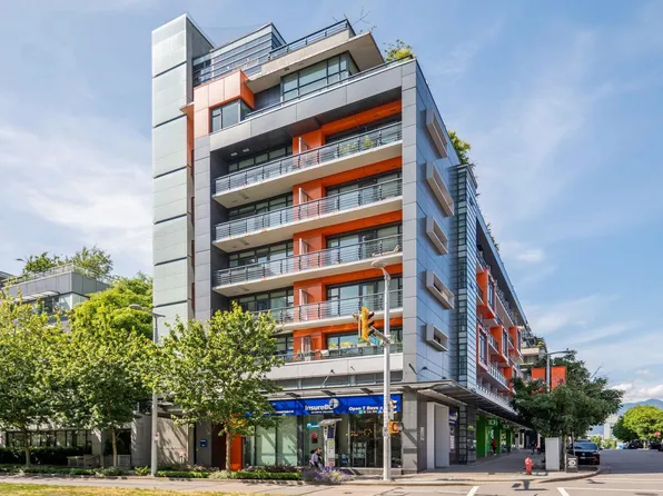 123 W 1st Ave #604, Vancouver, BC V5Y 0E2
