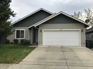 2239 Gayle Way, Grants Pass, OR 97527