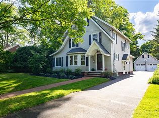 56 Potter Pl, Fairport, NY 14450