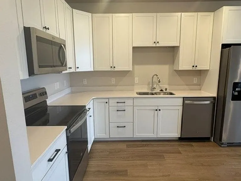 1625 Annafeld Pkwy E — Photo 31