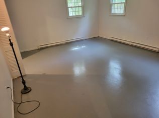 9208 Maria Ave, Great Falls, VA 22066
