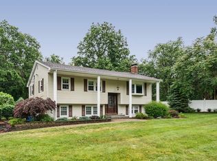 124 Quincy Rd, Tewksbury, MA 01876