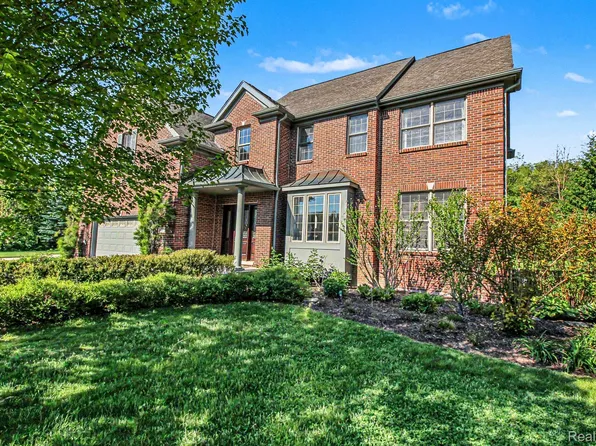 9367 Wildflower Way, Davisburg, MI 48350