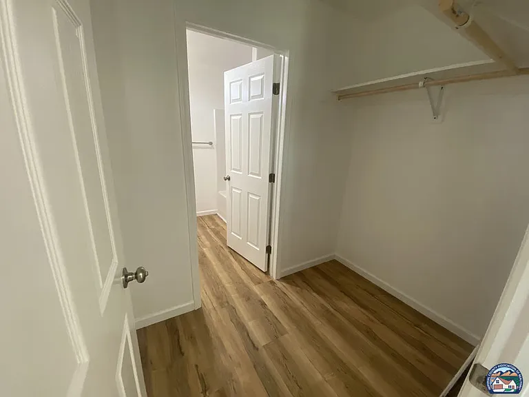 1225 C N Perry Road 1 #1 — Photo 7