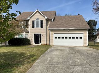 2282 Pixie Rose Ln, Loganville, GA 30052