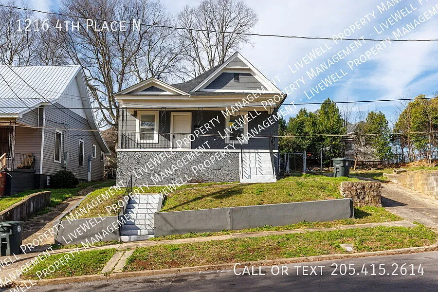 3 Bedroom, 2 Bath in Birmingham — Photo 3