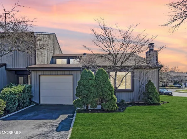 152 Penn Court #133, Old Bridge, NJ 08857