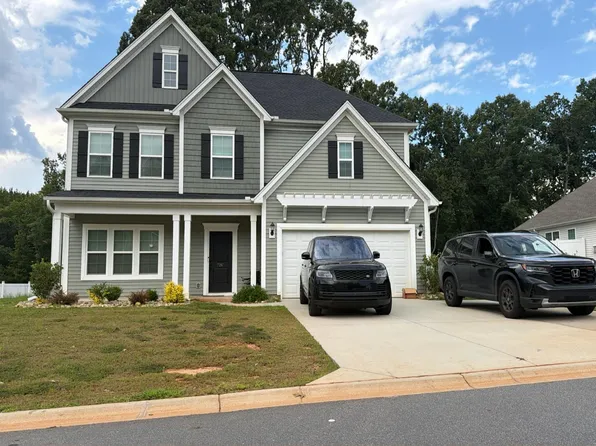726 Oak Hill Ln, Belton, SC 29627