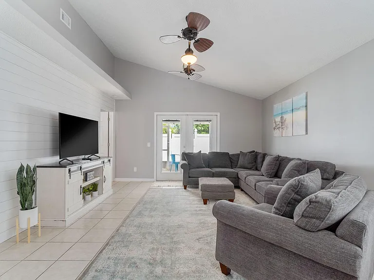 11812 Sand Dune Dr — Photo 16