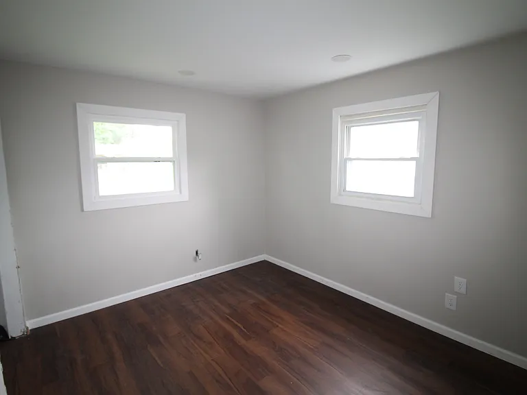 9902 Appollo Ln — Photo 2