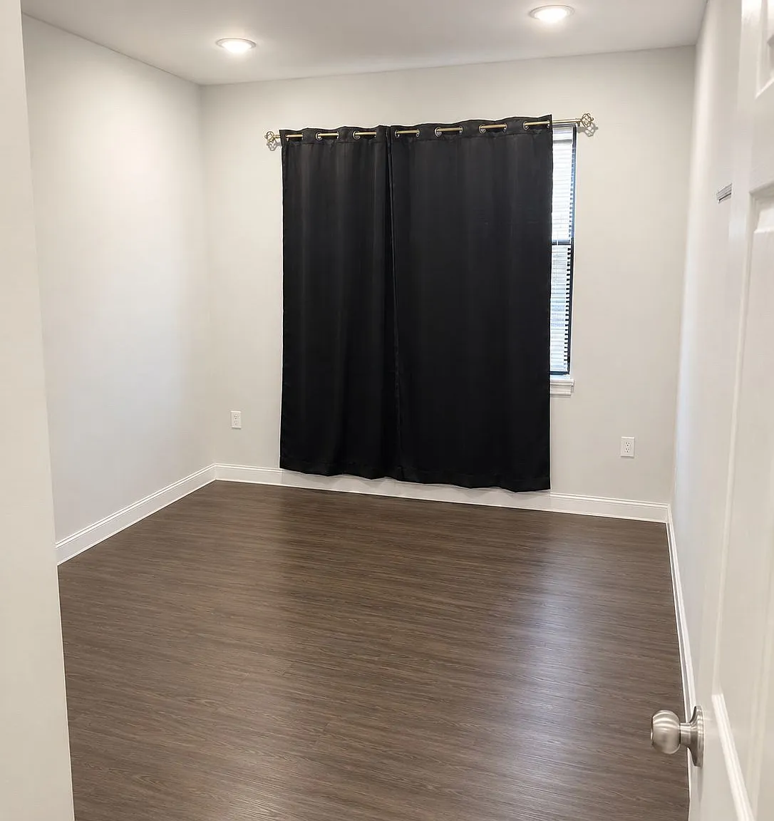 2 bed, $1,800 — Photo 4