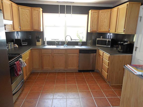 5th image of 407 Tyne Ave