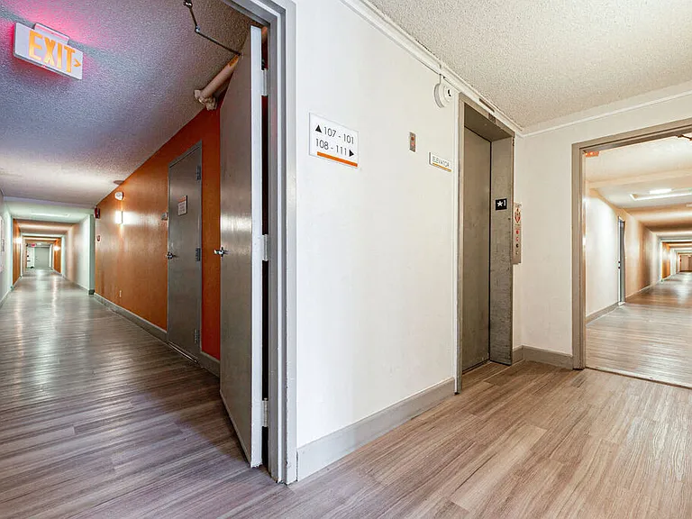 Citra Apartments — Photo 19