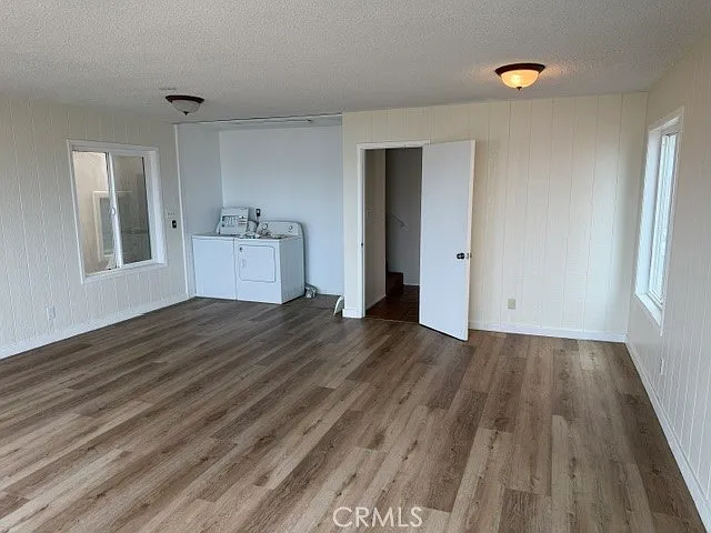 108 Surfside Ave — Photo 3