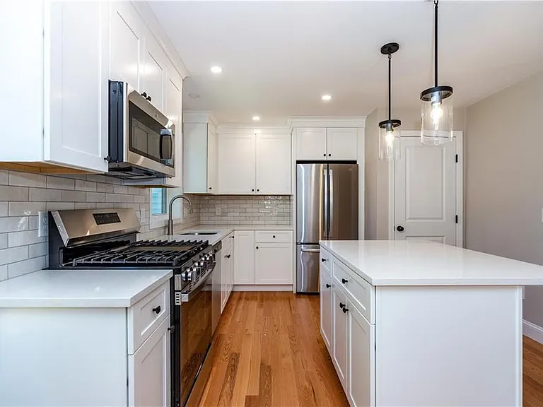 83 Cadora Ave — Photo 19