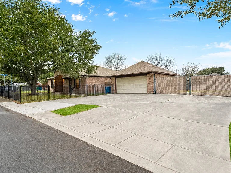 4707 Highland Farm — Photo 3