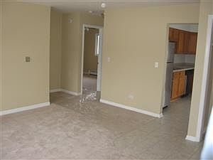 2nd image of 743 Jefferson Ave APT 6