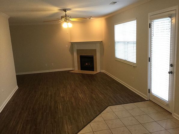 500 Mountain Pass Ln