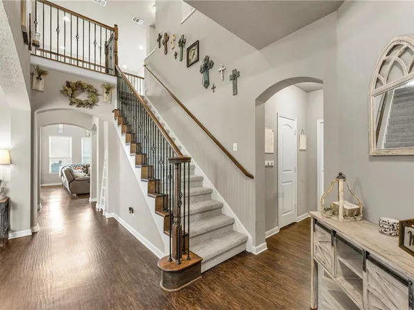 1080 Venice Dr, Bryan, TX 77808