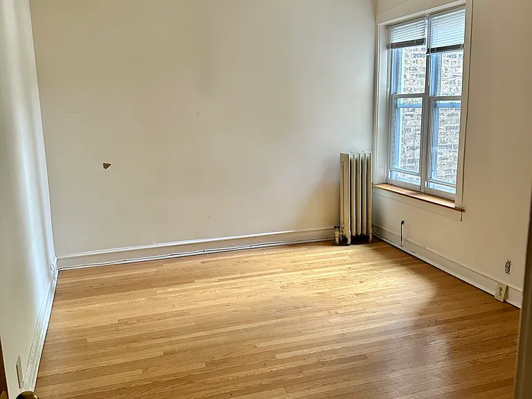 6631 N Glenwood Ave #2N — Photo 4