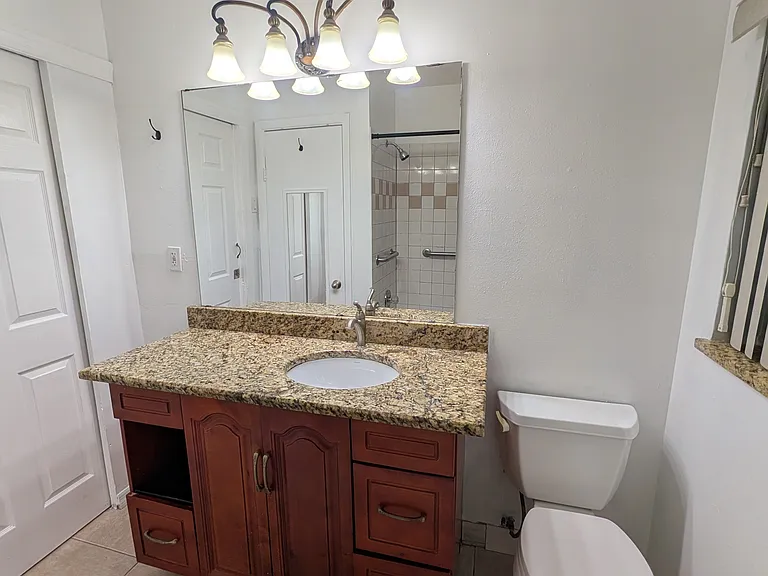 2109 E Bougainvillea Ave #A — Photo 9
