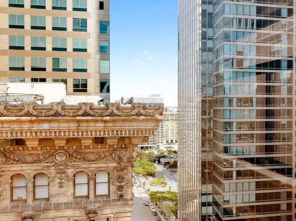 1500 Chestnut St APT 19F, Philadelphia, PA 19102