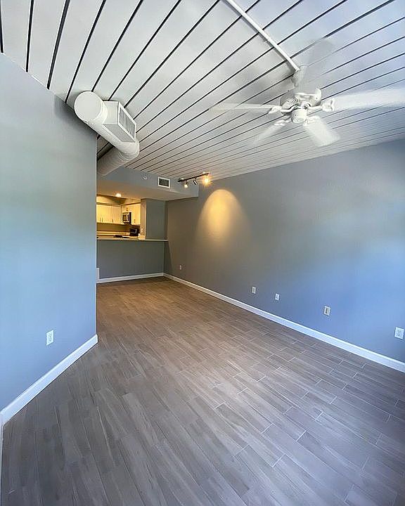 1st image of 2320 W Azeele St Unit 325