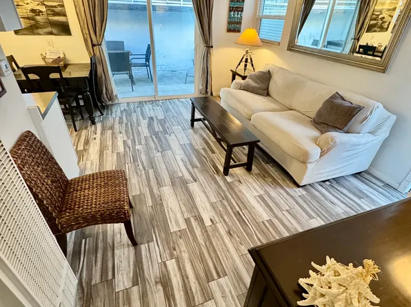 (undisclosed Address), La Jolla, CA 92037