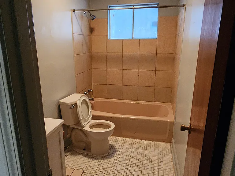 7040 Bunker Hill Rd — Photo 8