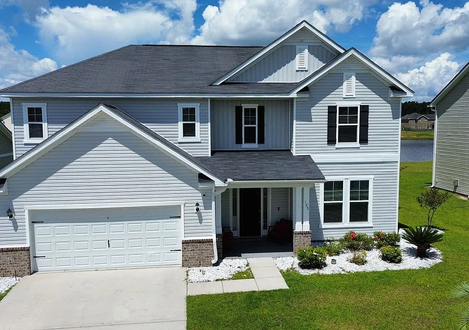 105 Grimsby Rd
