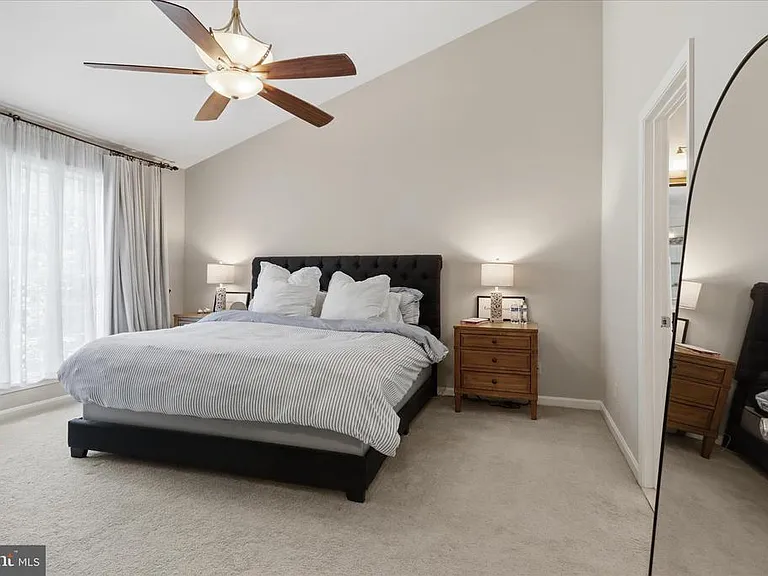 408 Huntfield Ct NE — Photo 16