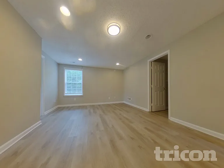 63 Sycamore Ln — Photo 17