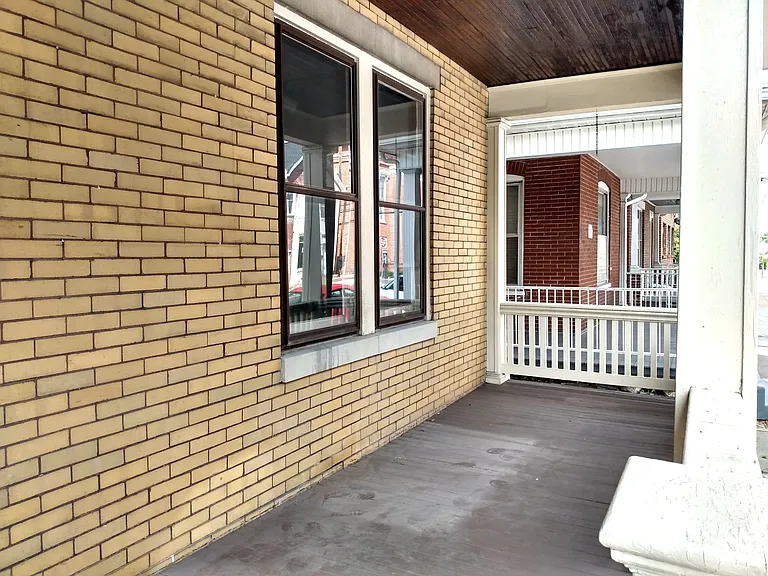 22 W Washington St #1 — Photo 11