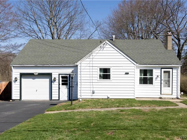 2624 Sunset Dr, Eden, NY 14057